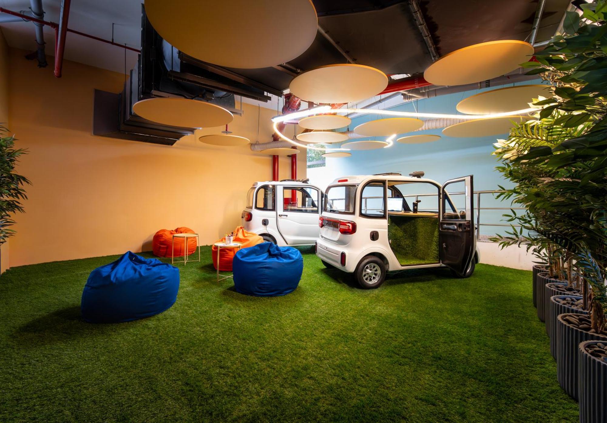 Aparthotel Izzzi Life Mint Dubái Exterior foto